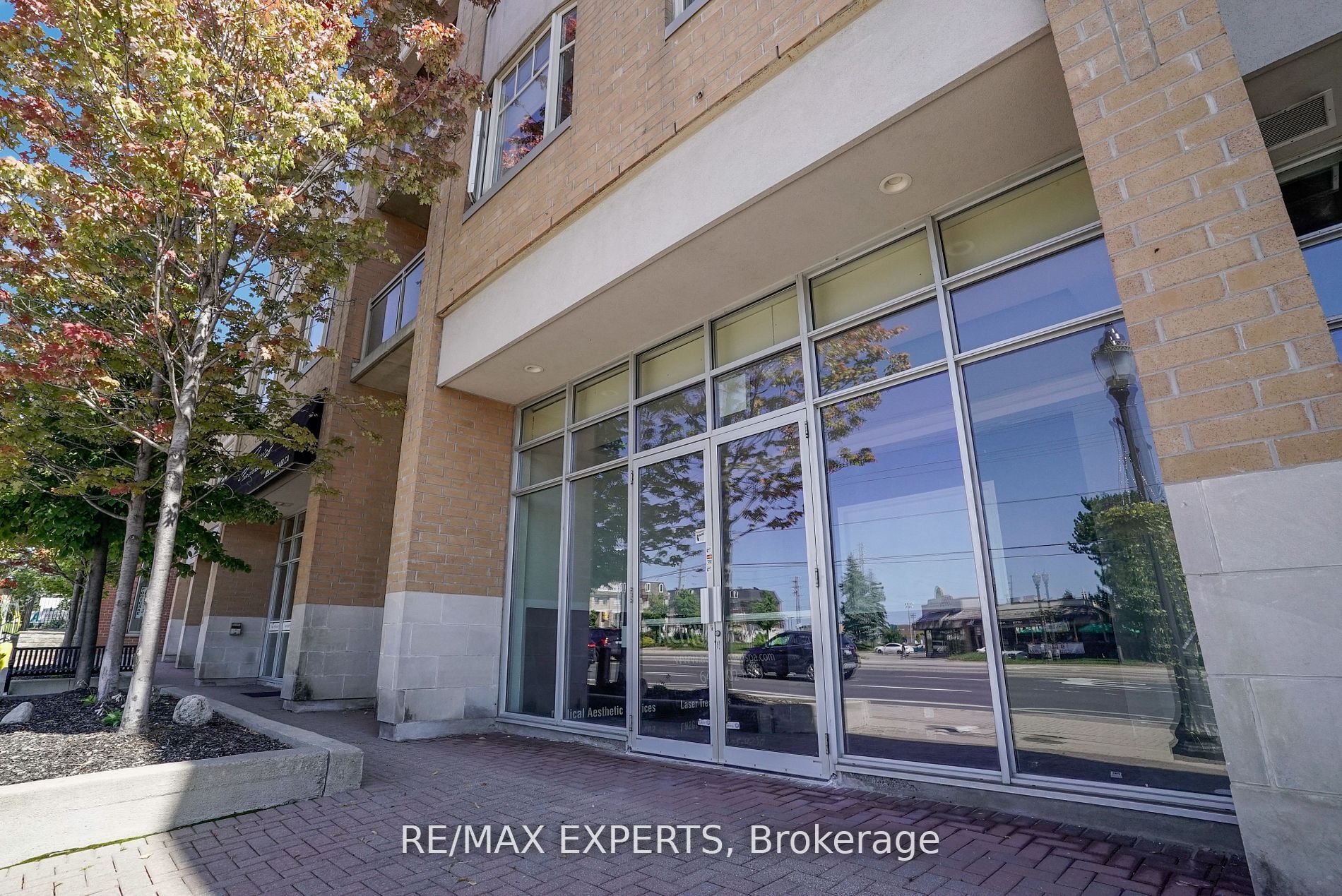 Commercial Property, 10211 Keele St, Vaughan