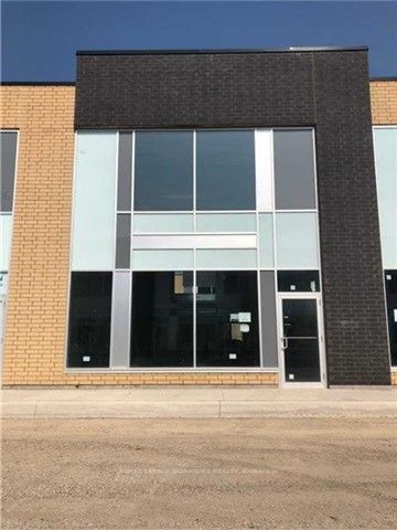 Commercial Property, 1225 Queensway St E, Mississauga