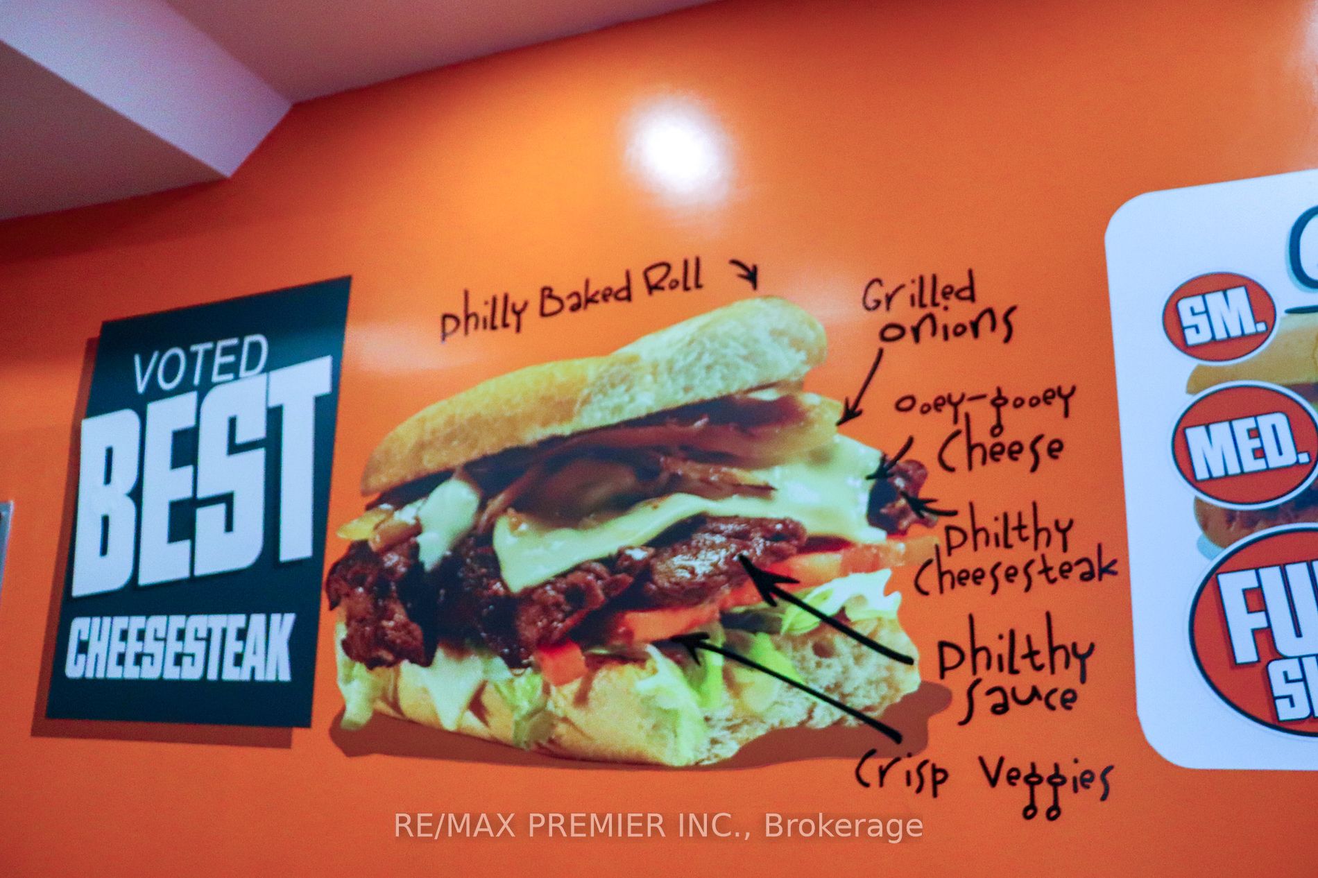 Commercial Property, 132 Dundas St E, Toronto