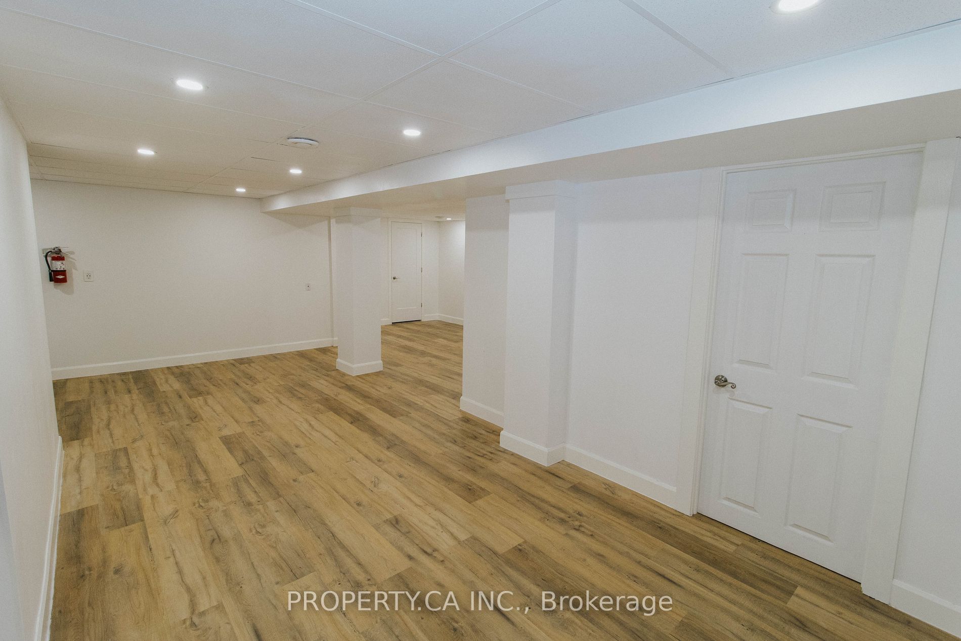 Commercial Property, 154 Kerr St, Oakville
