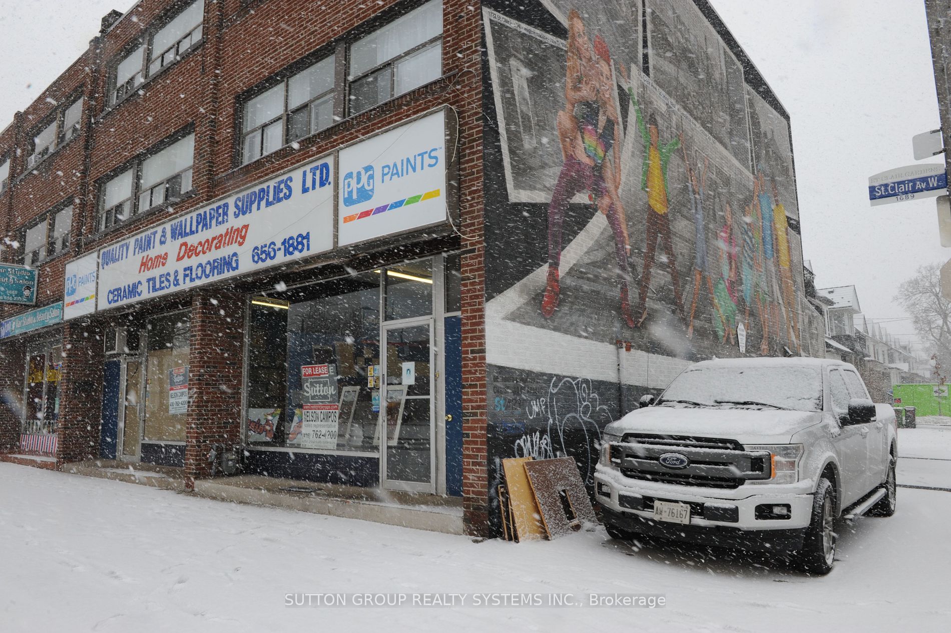 Commercial Property, 1689 St Clair Ave W, Toronto