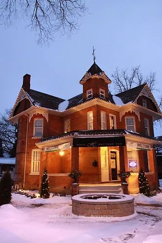 Commercial Property, 17 Chapel St, Brampton Commercial Property, 17 Chapel St, Brampton