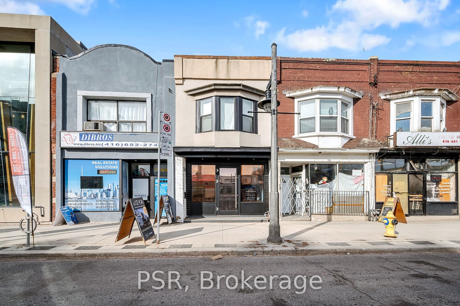 1742 St. Clair Ave W, Toronto