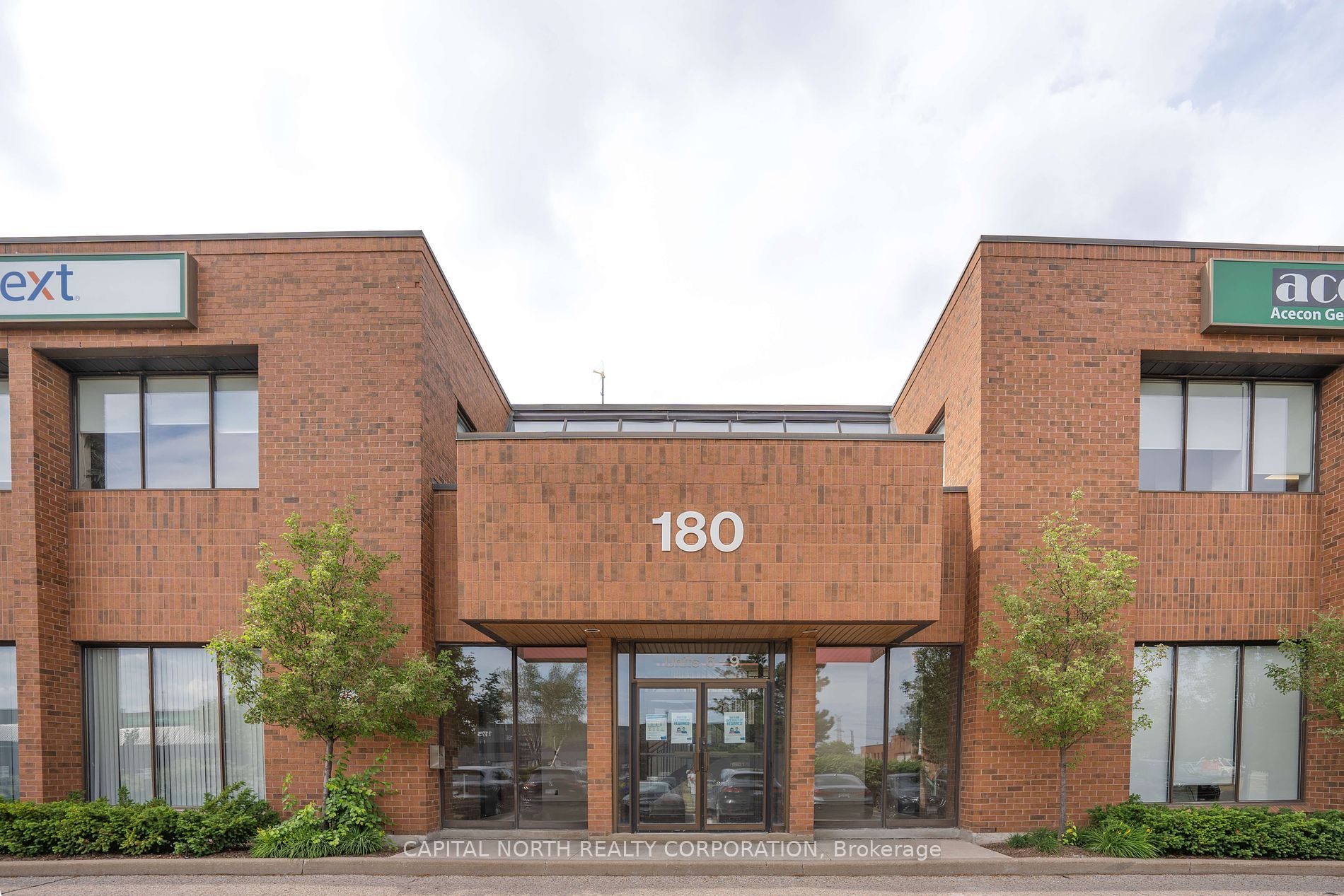 Commercial Property, 180 Jardin Dr, Vaughan