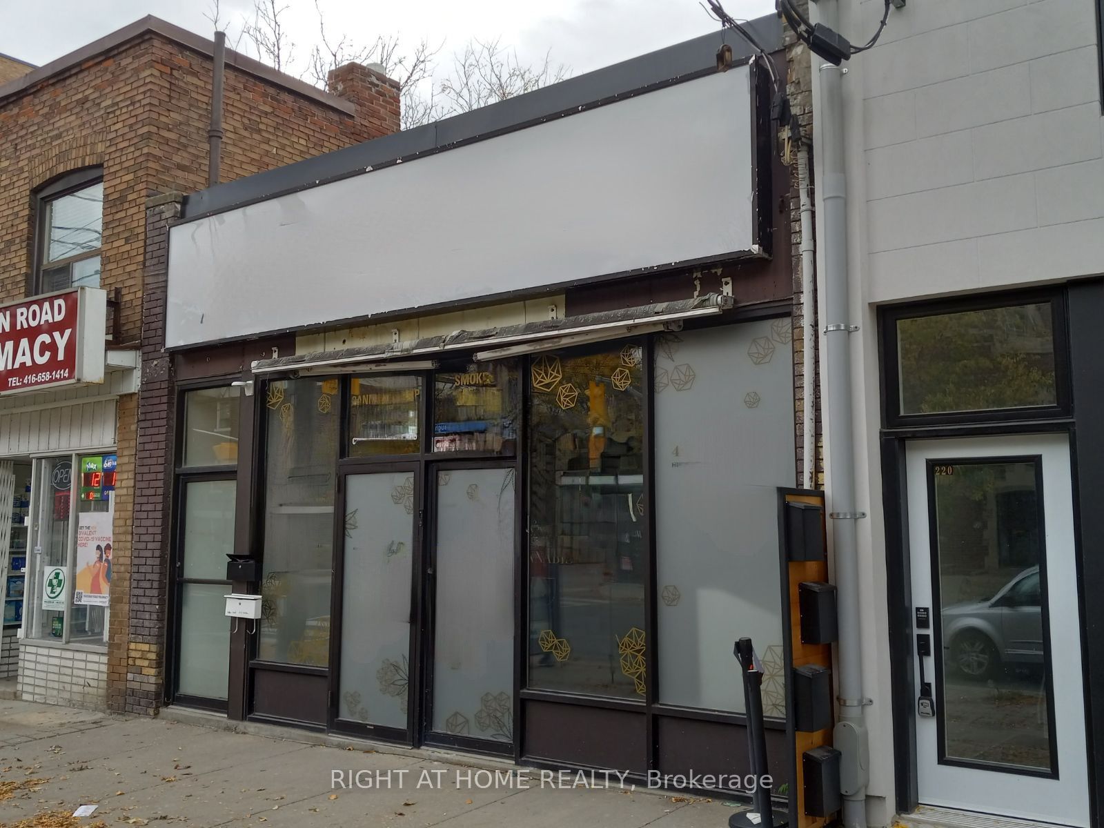 218 Vaughan Rd, Toronto