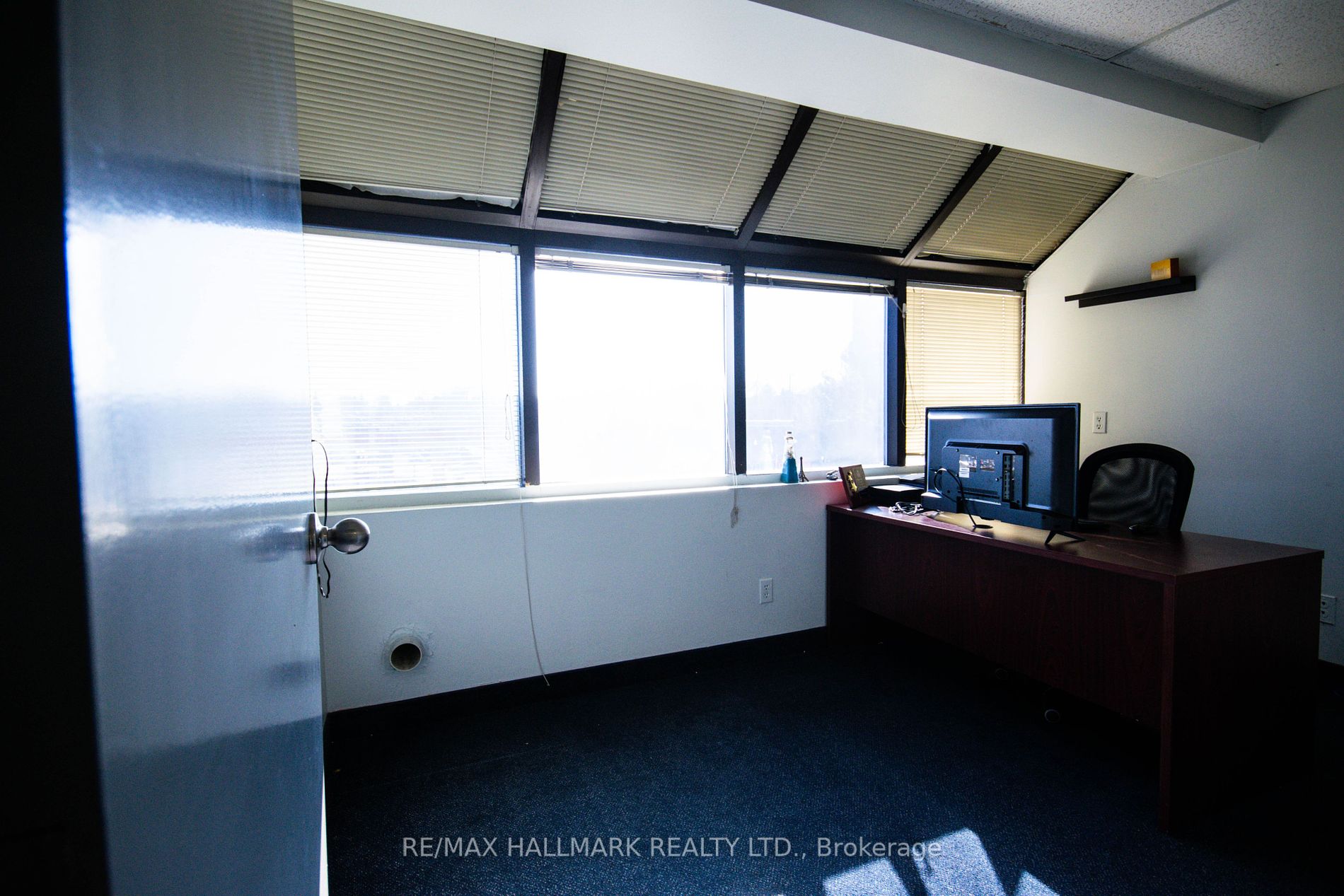 Commercial Property, 2190 Warden Ave, Toronto