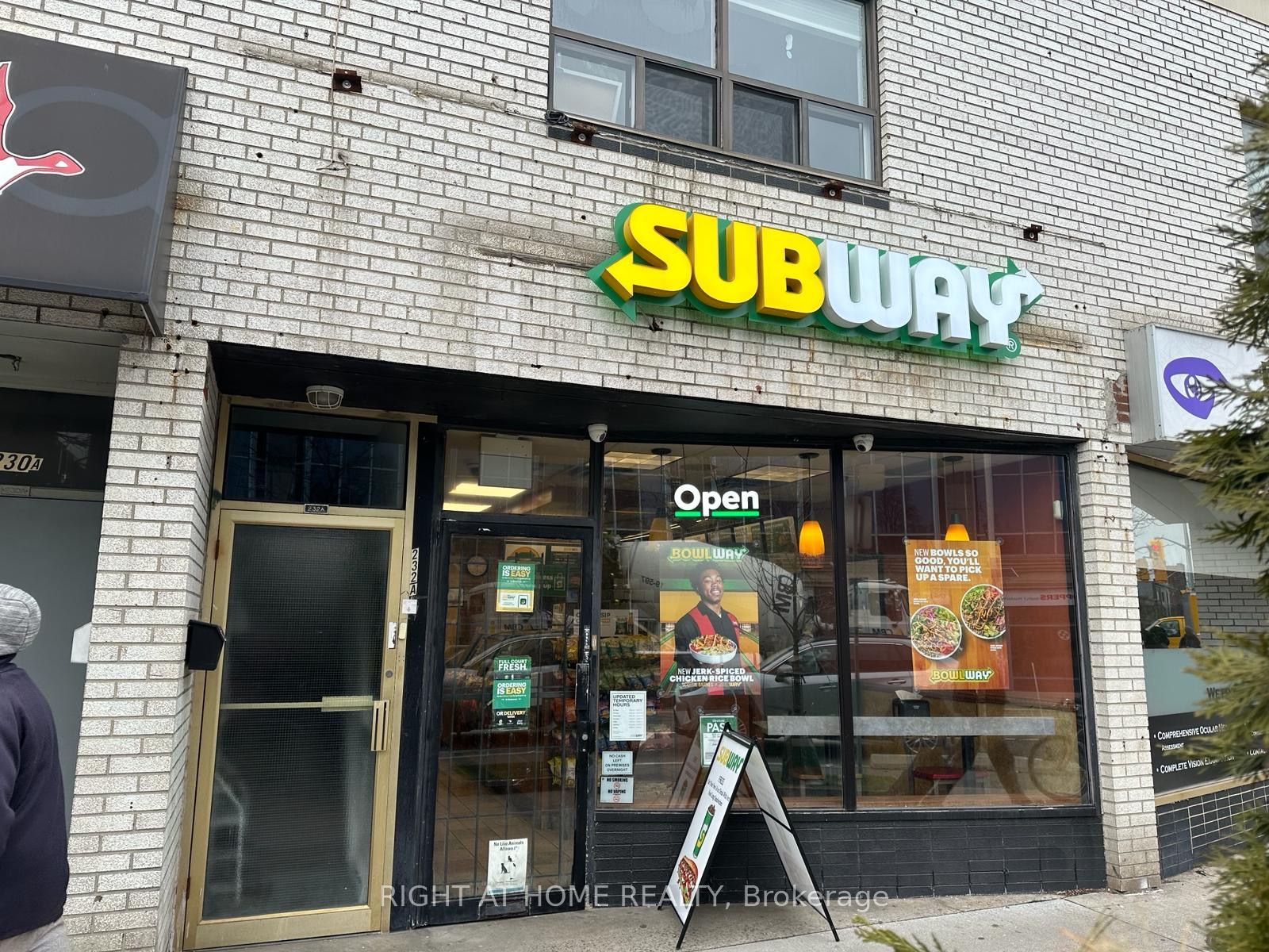 Commercial Property, 232 Danforth Ave, Toronto