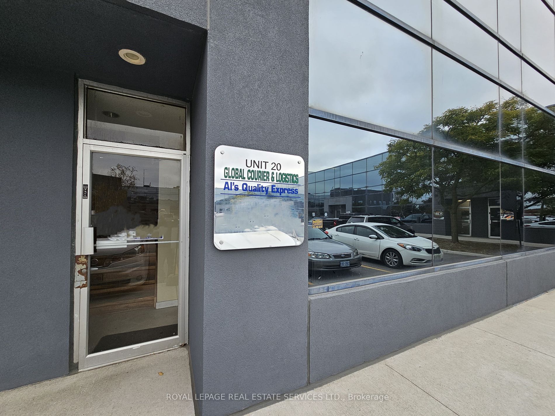 Commercial Property, 2355 Derry Rd E, Mississauga