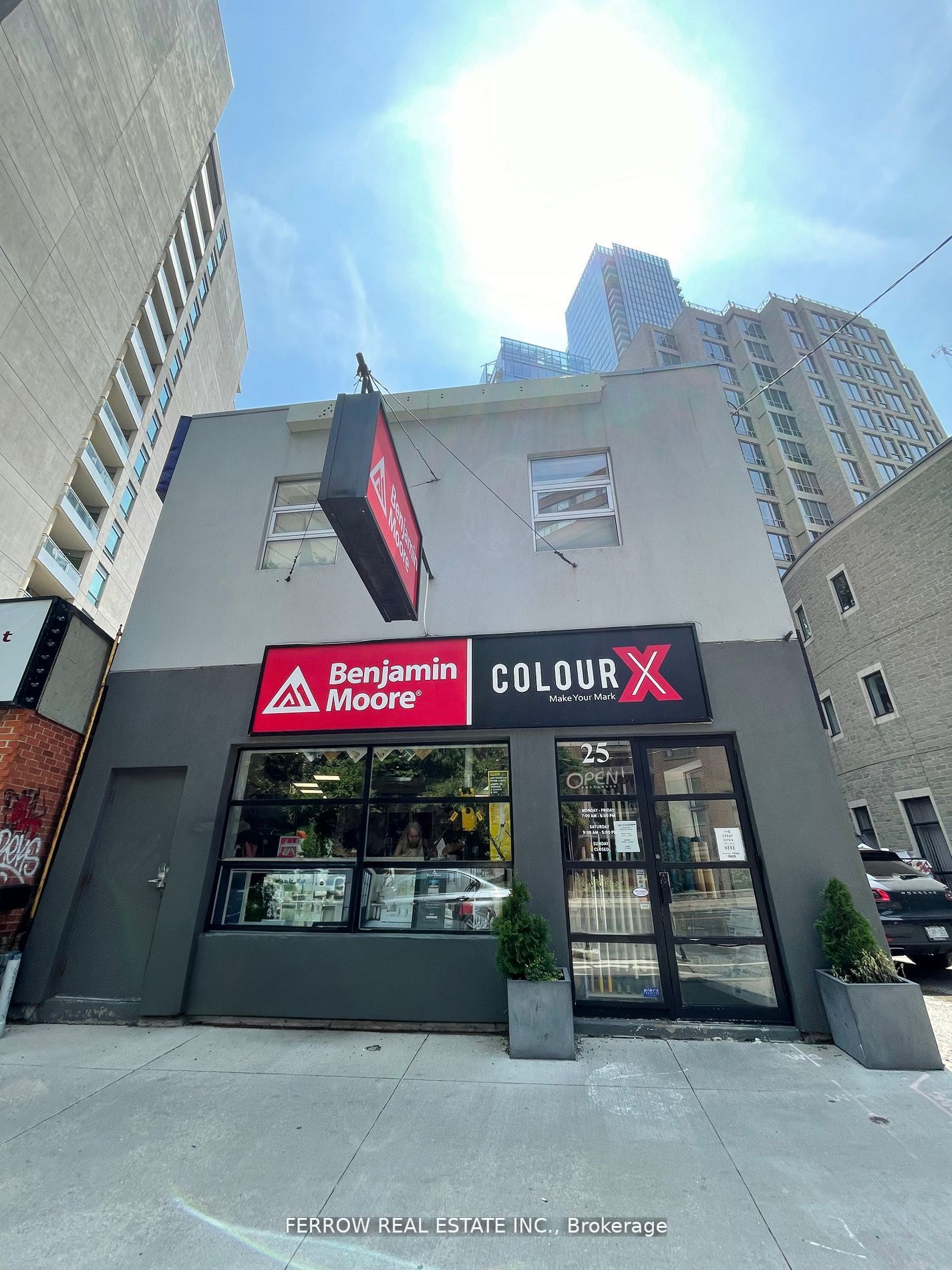 Commercial Property, 25 Davenport Rd, Toronto