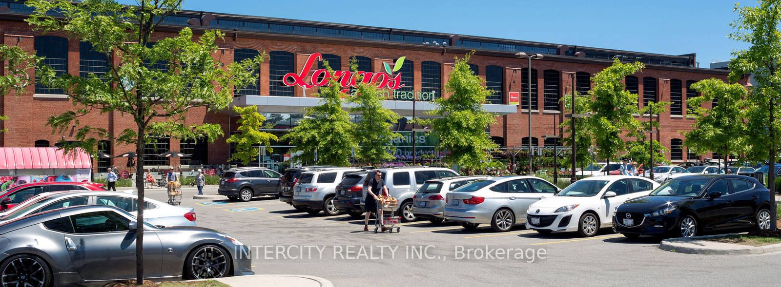 Commercial Property, 25 Industrial St, Toronto