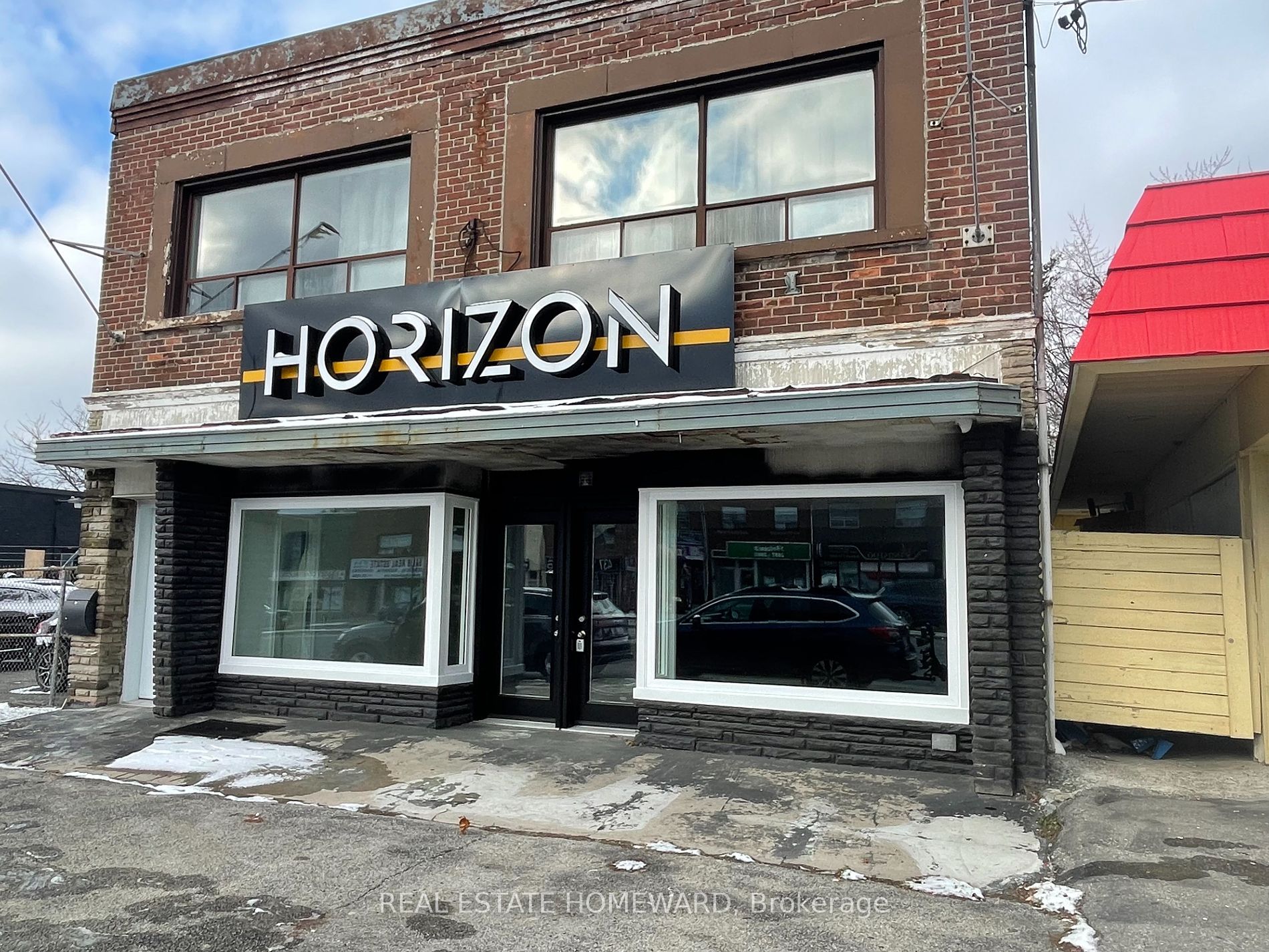 Commercial Property, 2880 Kingston Rd, Toronto
