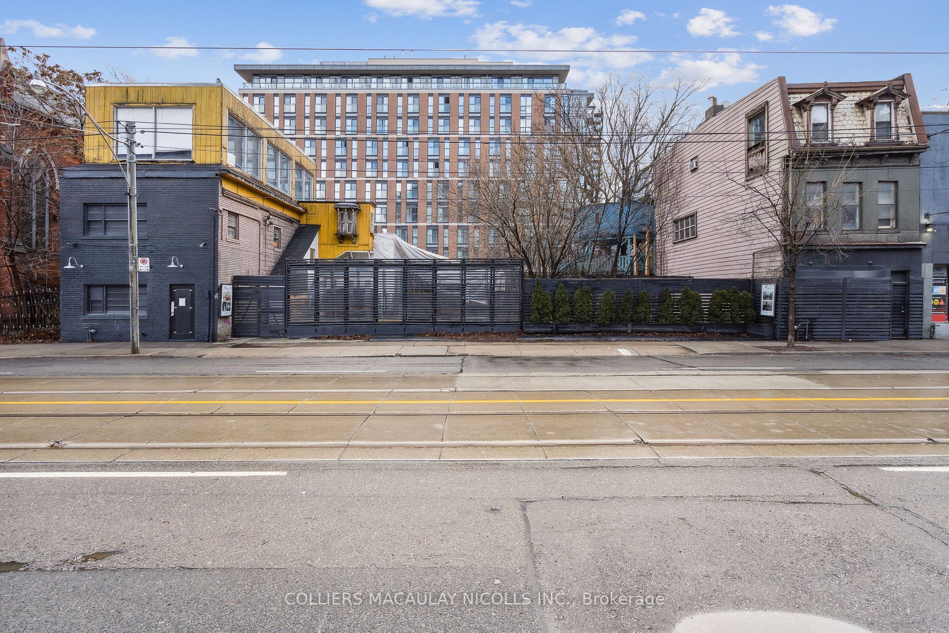 Commercial Property, 301-311 Queen St E, Toronto