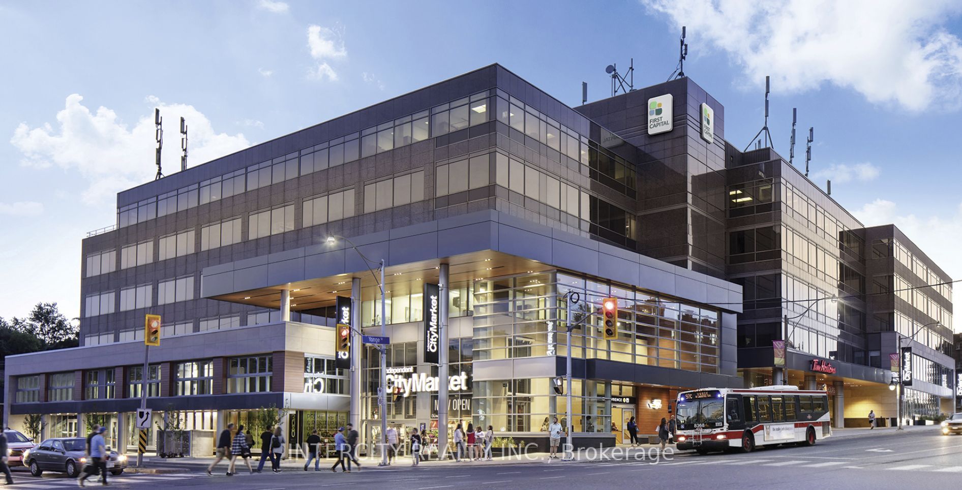 Commercial Property, 3080 Yonge St, Toronto