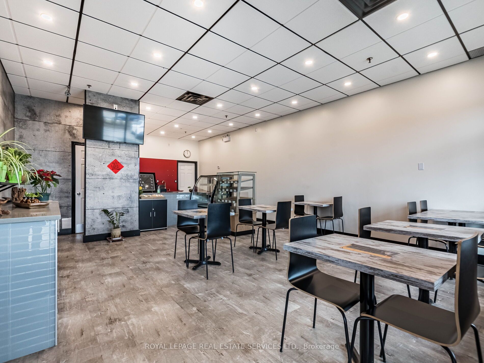 Commercial Property, 3100 Winston Churchill Blvd, Mississauga