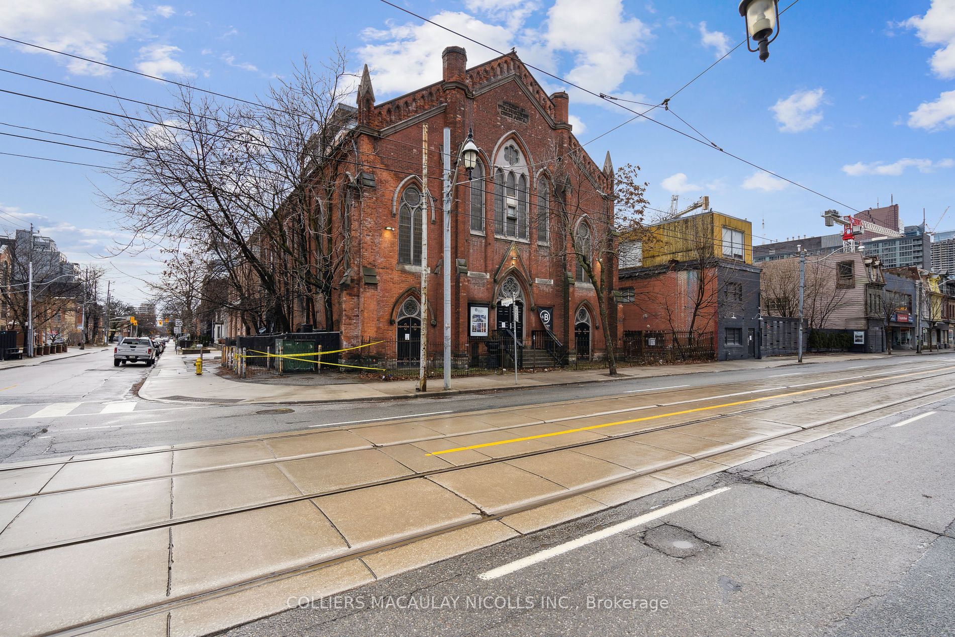 Commercial Property, 317 Queen St E, Toronto