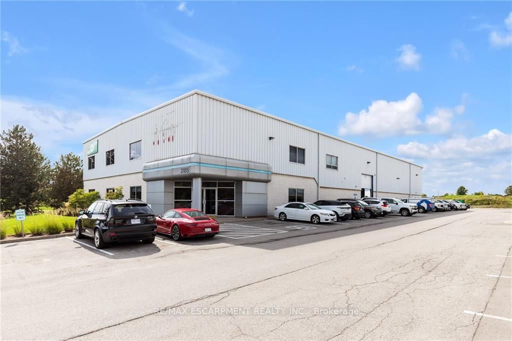 Commercial Property, 3185 Dundas St W, Oakville
