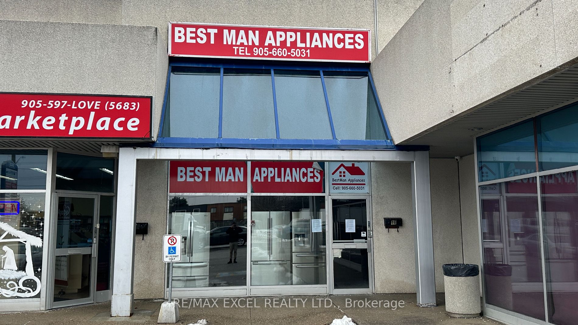 Commercial Property, 3232 Steeles Ave W, Vaughan