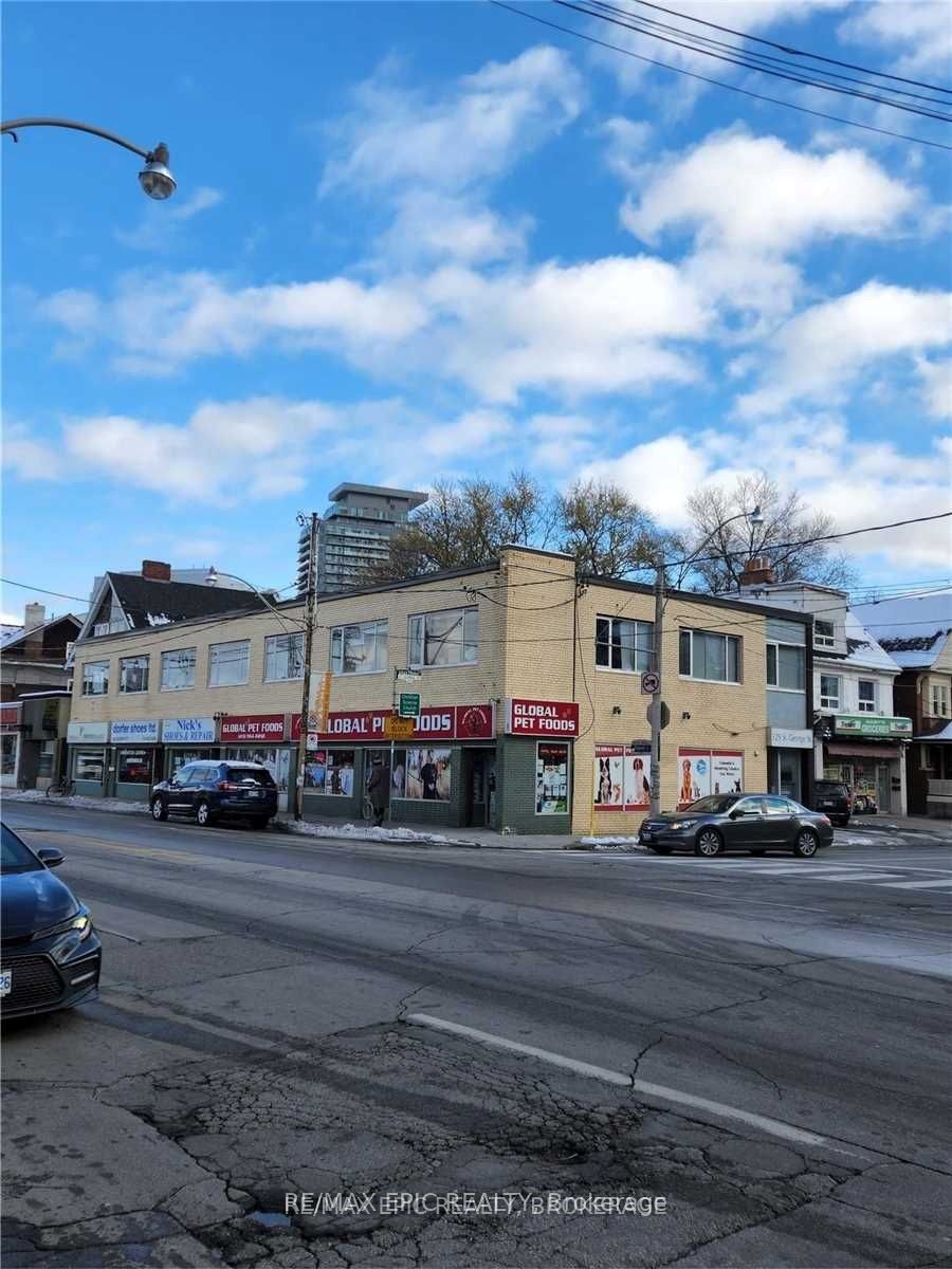 329 St. George St, Toronto