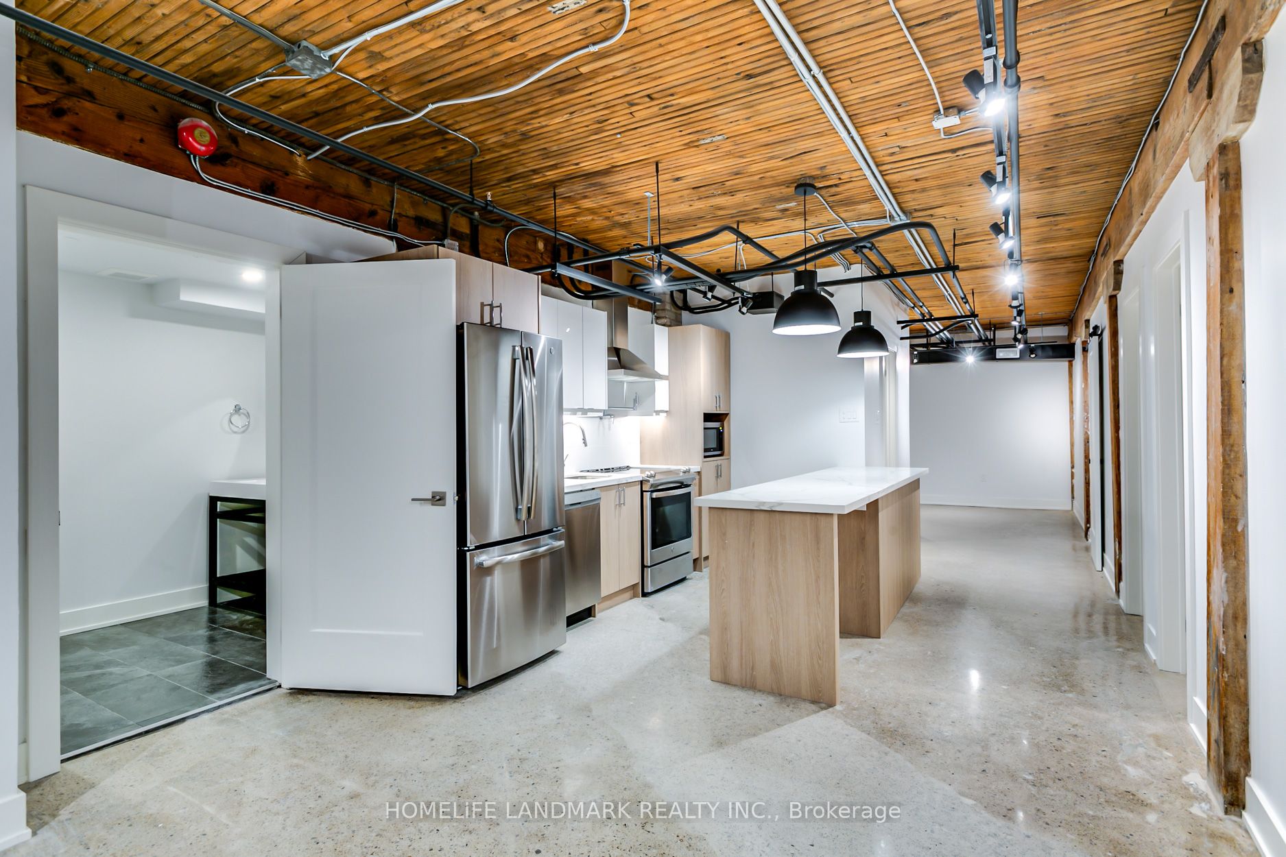 Commercial Property, 34 Noble St, Toronto
