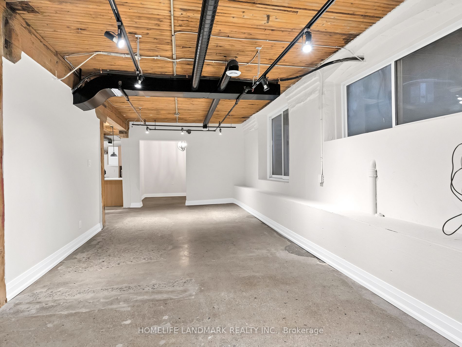 Commercial Property, 34 Noble St, Toronto