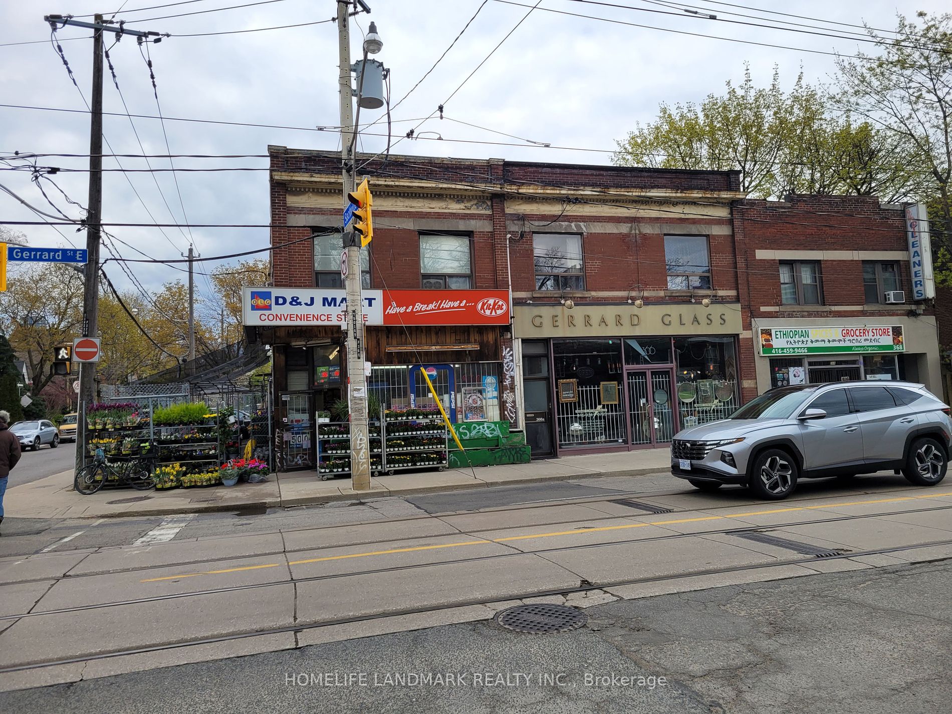 Commercial Property, 364 Gerrard St E, Toronto Commercial Property, 364 Gerrard St E, Toronto