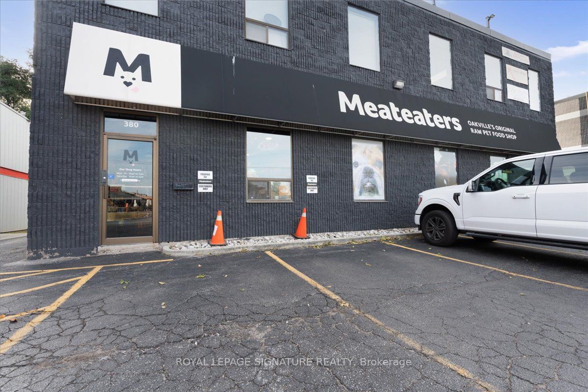 Commercial Property, 380 Speers Rd, Oakville