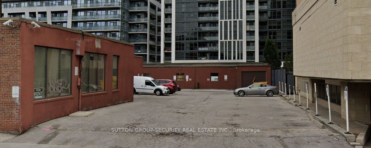 Commercial Property, 381 Richmond St E, Toronto