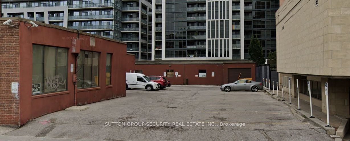 Commercial Property, 381 Richmond St E, Toronto