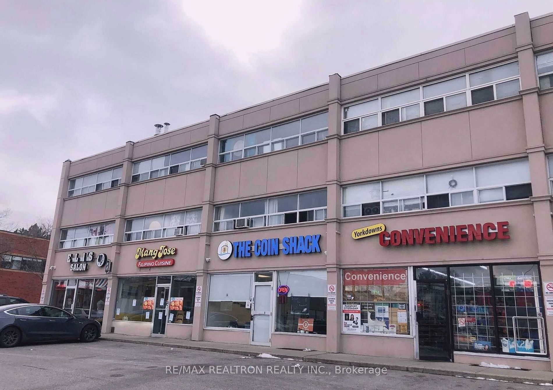 Commercial Property, 4132 Bathurst St, Toronto