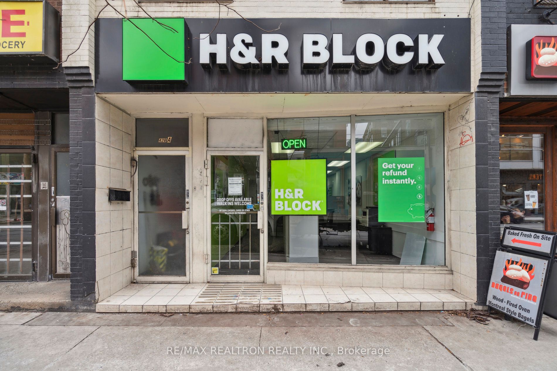 Commercial Property, 428 Queen St W, Toronto