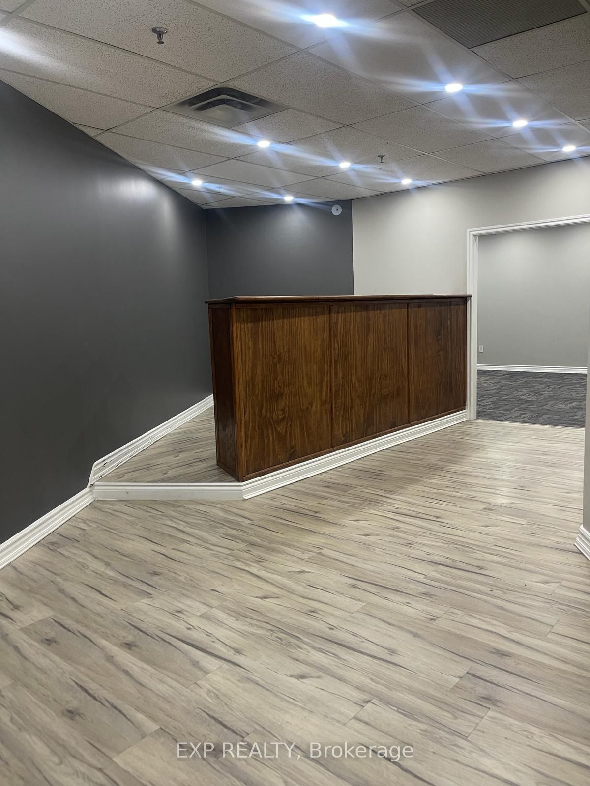 Commercial Property, 4370 Steeles Ave, Vaughan