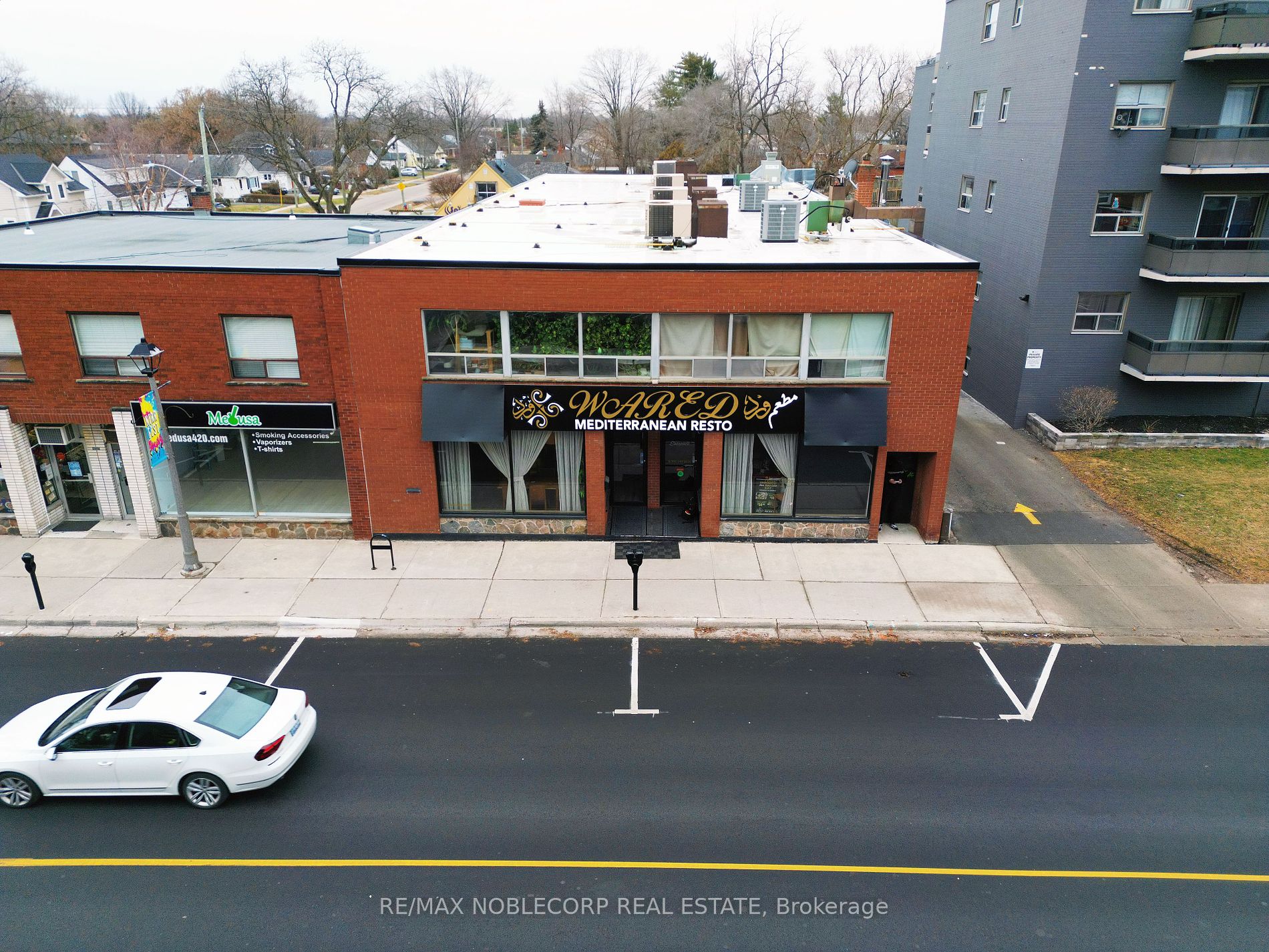 Commercial Property, 438 Kerr St, Oakville