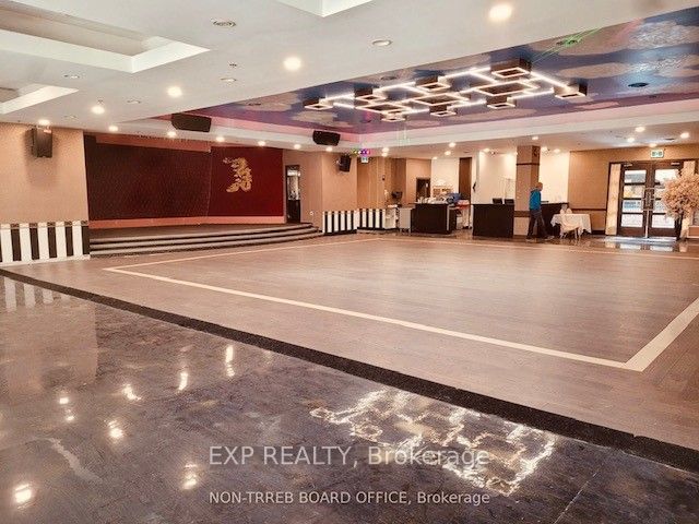 Commercial Property, 4438 Sheppard Ave E, Toronto