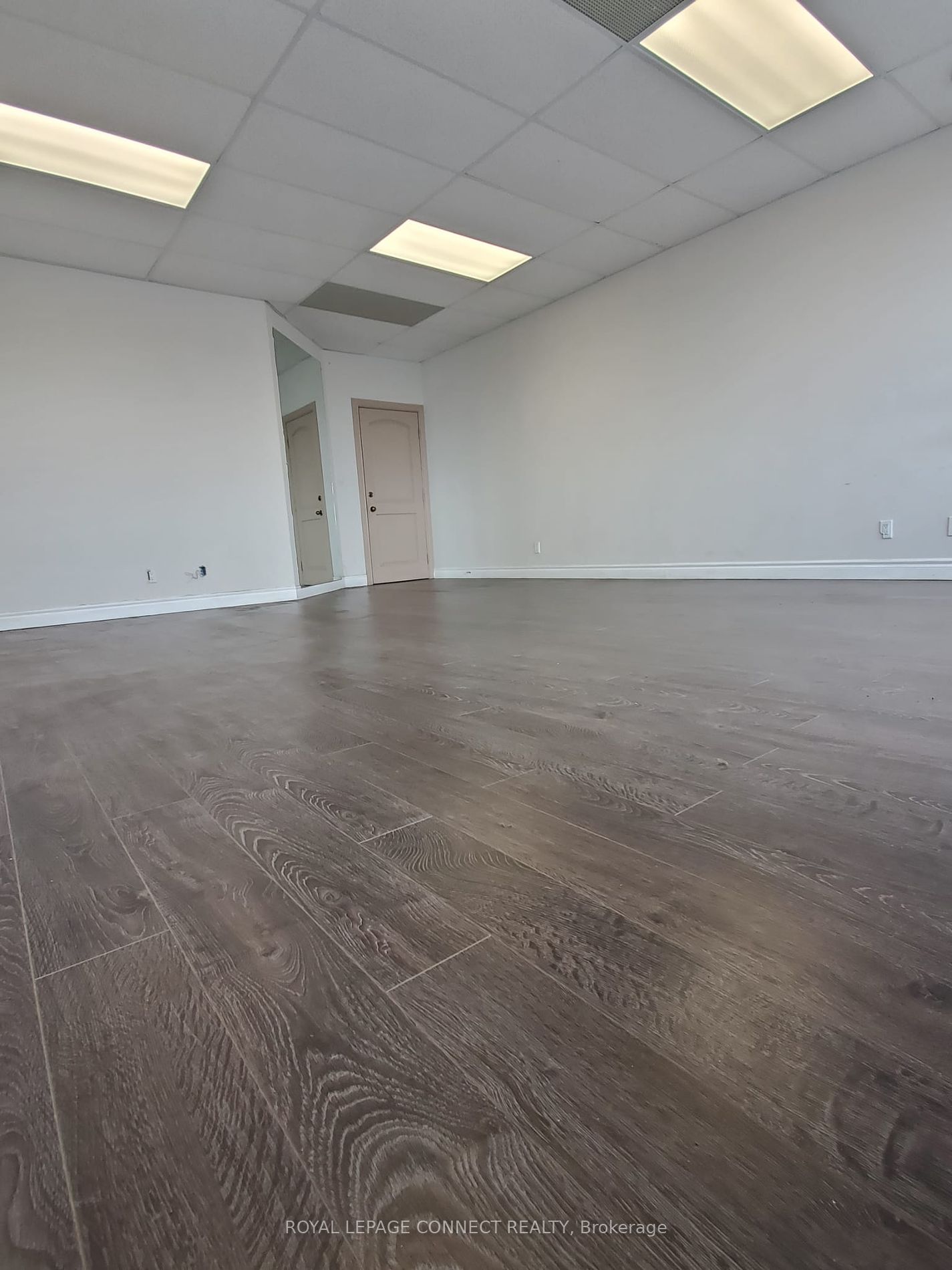 Commercial Property, 450 Kennedy Rd, Toronto