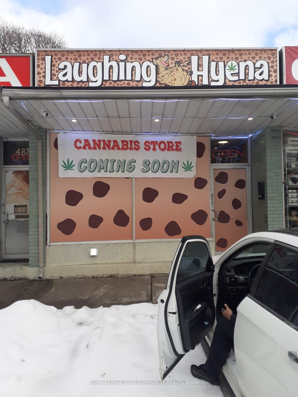 Commercial Property, 485 Kennedy Rd E, Toronto