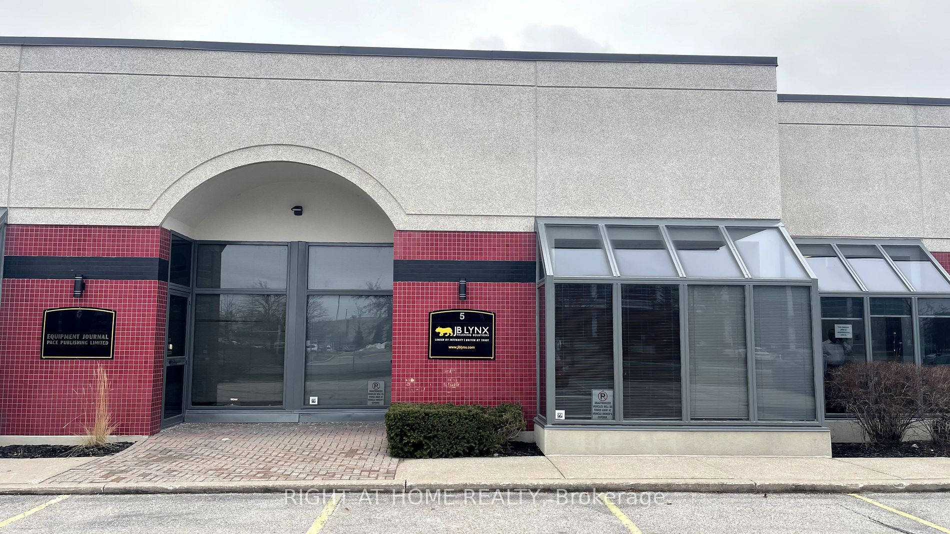 Commercial Property, 5160 Explorer Dr, Mississauga