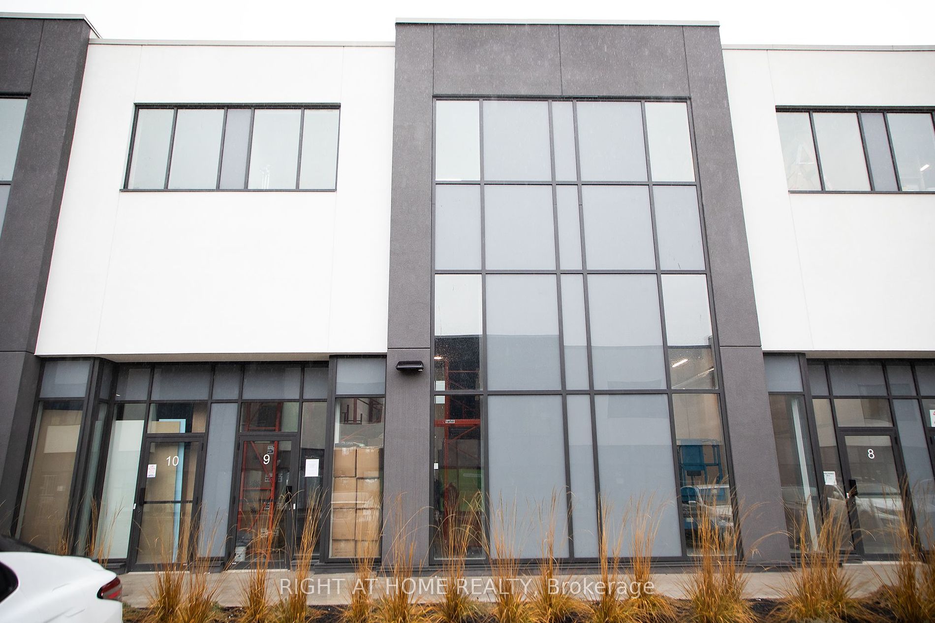 Commercial Property, 5260 Solar Dr N, Mississauga Commercial Property, 5260 Solar Dr N, Mississauga