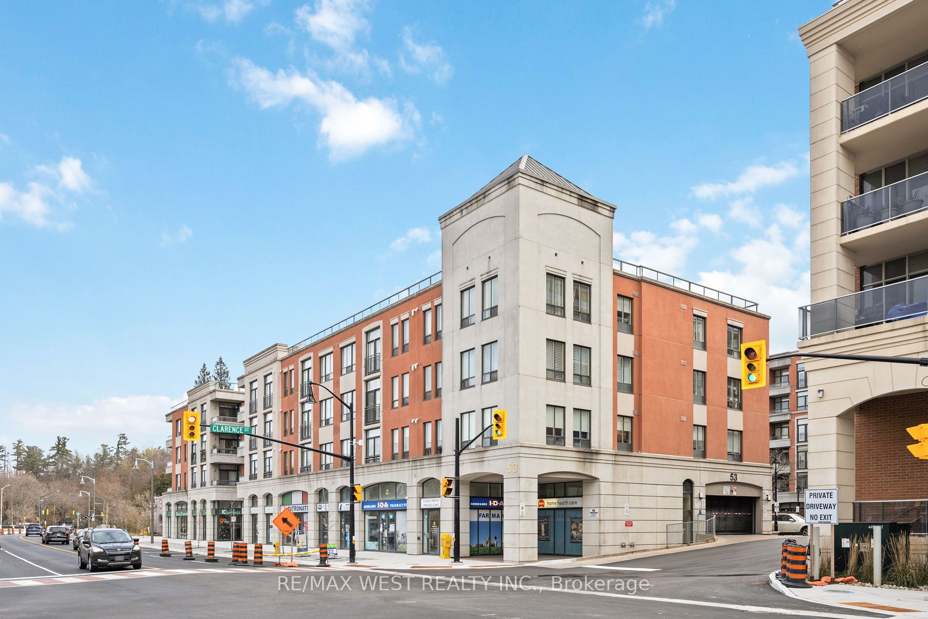 Commercial Property, 53 Woodbridge Ave, Vaughan
