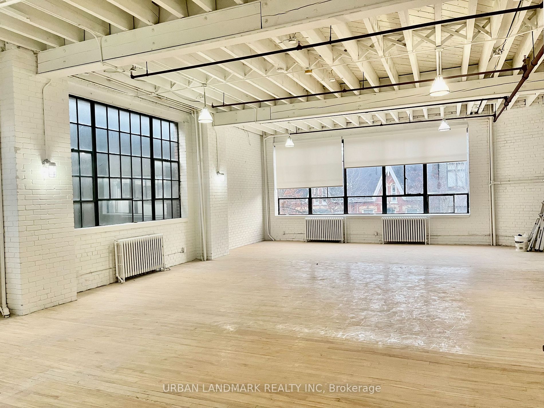 688 Richmond St W, Toronto