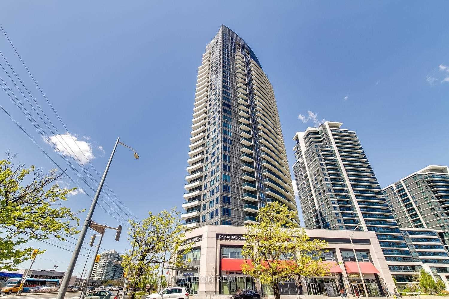 Commercial Property, 7163 Yonge St, Markham