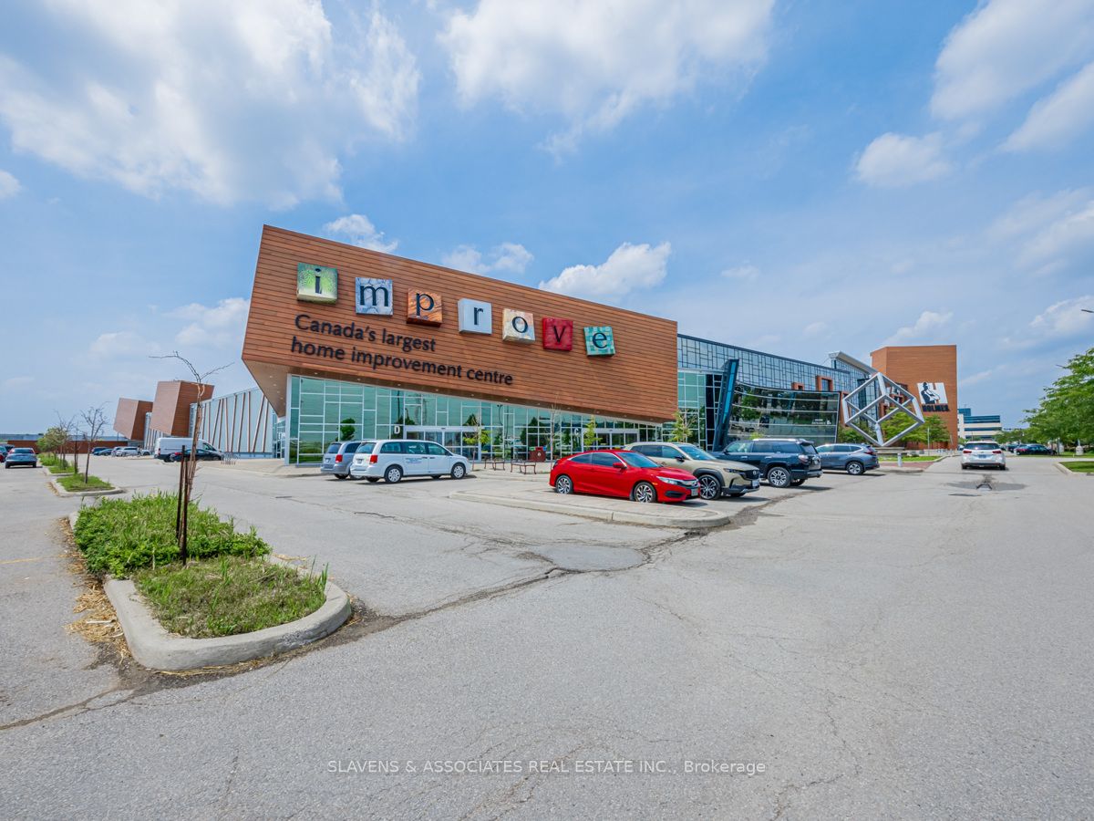 Commercial Property, 7250 Keele St, Vaughan