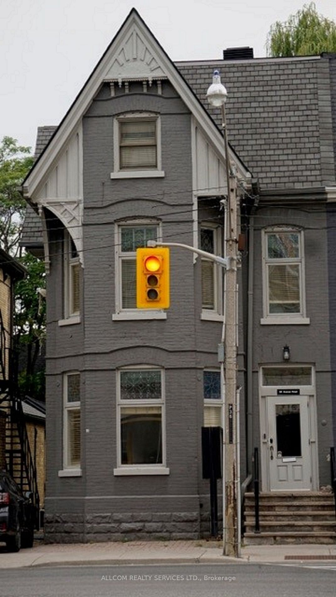 84 Avenue Rd, Toronto