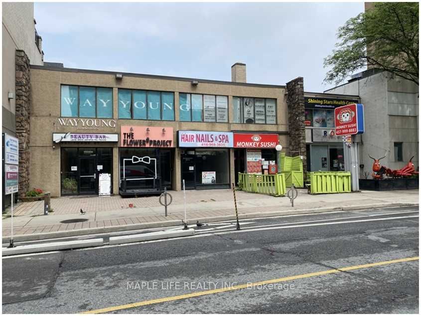 Commercial Property, 901 Yonge St, Toronto